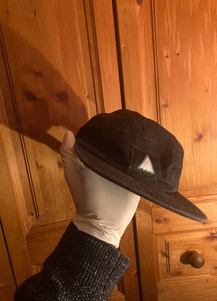 Casquette Noire à motif, marke: ASOS, zustand: Zufriedenstellend, größe: Einheitsgröße, 5,00 €, 5,95 € inklusive Vinted-Käuferschutz