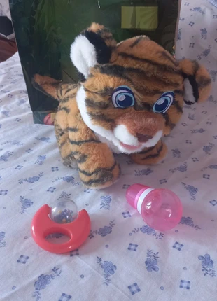 O meu tigre interativo One Two Fun como novo, merk: One Two Fun, staat: Nieuw zonder prijskaartje, maat: 24-36 maanden / 92 cm, € 11,90, € 13,20 inclusief Kopersbescherming