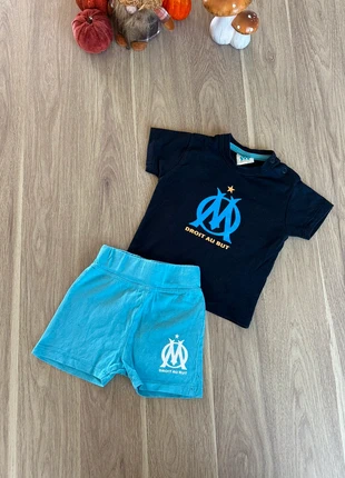 Ensemble Olympique de Marseille 12 mois, merk: Olympique De Marseille, staat: Heel goed, maat: 9-12 maanden / 74 cm, € 14,00, € 15,40 inclusief Kopersbescherming