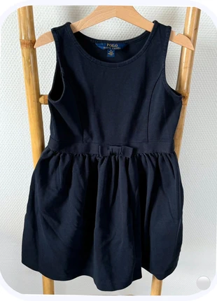 Ralph Lauren - Robe noire sans manches avec noeud  Taille 6 ans, brand: Polo Ralph Lauren, condizioni: Ottime, taglia: 6 anni / 116 cm, €15.00, €16.45 include la Protezione acquisti Pro