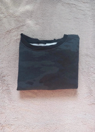 Sweat crop top Vintage motif camo Noir Victoria sport, marque: Victoria Sport, état: Très bon état, taille: M / 38 / 10, 14,00 €, 15,40 € Protection acheteurs incluse