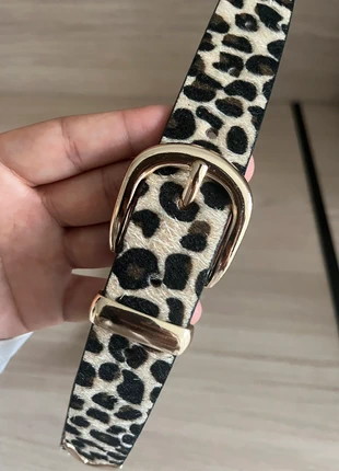 Ceinture léopard dorée taille 90, marke: Leopard, zustand: Sehr gut, größe: 90, 10,00 €, 11,20 € beinhaltet Vinted-Käuferschutz Pro
