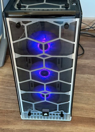 AMD Ryzen 5 / Radeon RX 580 Gaming PC, marca: Corsair, estado: Muito bom, €330.00, €347.20 inclui Proteção do Comprador