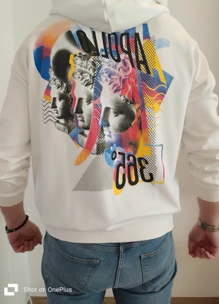 Pull a capuche hoodie blanc a motif taille L, marque: Fashion, état: Très bon état, taille: L, 25,00 €, 26,95 € Protection acheteurs incluse