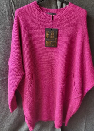 Vera Tucci Signature Black Label Luxury Front Pocket Jumper, brand: Vera Tucci, condition: Very good, size: One size, £20.00, £21.70 includes Buyer Protection Pro