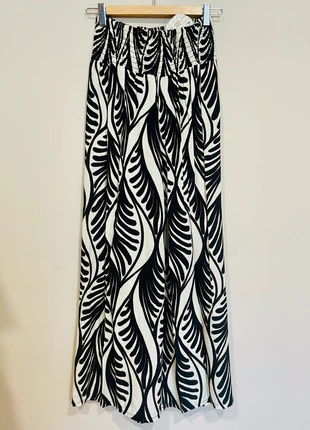 Pantalon ancho fluido, merk: Made In Italy, staat: Nieuw met prijskaartje, maat: Universele maat, € 22,00, € 23,80 inclusief Kopersbescherming