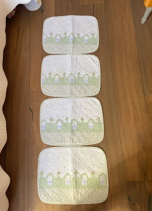 Quatre sets de table, brand: Création Alpac, condizioni: Ottime, €10.00, €11.20 include la Protezione acquisti