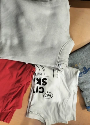 Lot box tee-shirts sweat garçon 12 ans 💙, marca: autre, estado: Bueno, tamaño: 12 años / 152 cm, 12,00 €, 13,30 € Protección al comprador Pro incluida