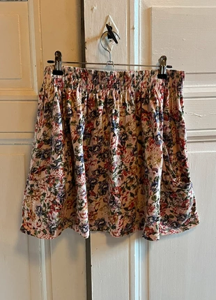 Jupe florale courte, brand: Trafaluc, condition: Very good, size: M / 38 / 10, €4.00, €4.90 includes Buyer Protection