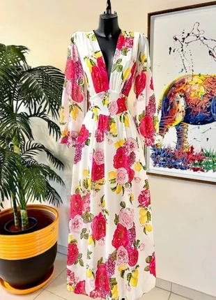 Robe longue imprimée et colorée, marca: Boutique Parisienne, estado: Muito bom, tamanho: S / 36 / 8, €34.90, €37.35 inclui Proteção do Comprador Pro