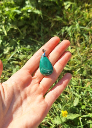 Pendentif pierre malachite, marque: Pierre, état: Neuf sans étiquette, 15,00 €, 16,45 € Protection acheteurs incluse