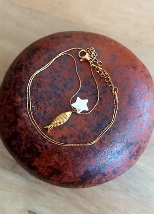 Collier "Petit Poisson d'Or et Étoile de Nacre", marke: Fait Main, zustand: Sehr gut, 11,00 €, 12,25 € inklusive Vinted-Käuferschutz