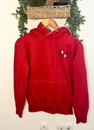 Red Sneaker Freak Hoodie Size M, brand: Sneaker Freak, condizioni: Buone, taglia: M, €3.00, €3.85 include la Protezione acquisti