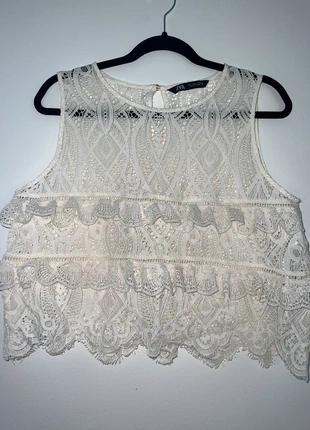 Top brodé Zara, marke: Zara, zustand: Sehr gut, größe: M / 38 / 10, 5,00 €, 5,95 € inklusive Vinted-Käuferschutz