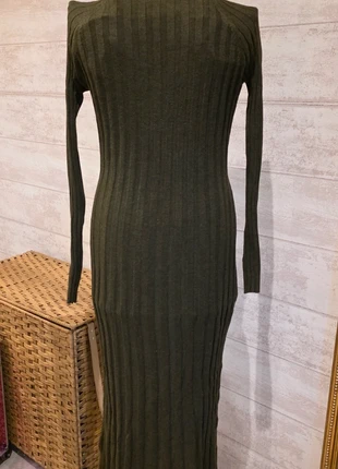 Robe pull kaki mango, marque: Mango, état: Très bon état, taille: M / 38 / 10, 5,00 €, 5,95 € Protection acheteurs incluse