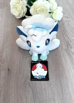 Peluche Pokémon | Neuve avec étiquette, brand: Pokémon, condition: New with tags, size: One size, €19.99, €21.69 includes Buyer Protection