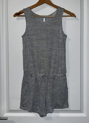 Combishort grise, taille 11-12 ans, merk: H&M, staat: Heel goed, maat: 11 jaar / 146 cm, € 2,00, € 2,80 inclusief Kopersbescherming