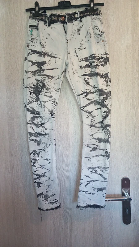 Jean original noir et blanc 12ans