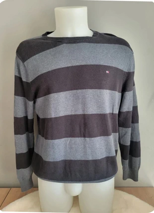 pull col rond gris et noir en coton et laine tommy hilfiger taille L en très bon état, merk: Tommy Hilfiger, staat: Heel goed, maat: L, € 19,90, € 21,60 inclusief Kopersbescherming