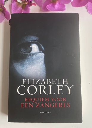 Requiem voor een zangeres - Elizabeth Corey - Thriller, staat: Veelgebruikt, € 1,00, € 1,75 inclusief Kopersbescherming