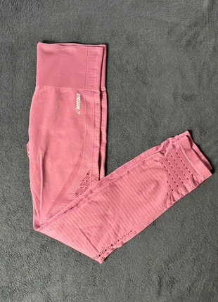 Legging Gymshark femme rose – taille M, marca: Gymshark, estado: Muito bom, tamanho: M / 38 / 10, €15.00, €16.45 inclui Proteção do Comprador