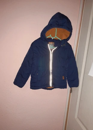 Chaqueta azul, talle 6, marca: GENUINE FRENCHLABEL, estado: Muy bueno, tamaño: 6 años / 116 cm, 5,00 €, 5,95 € Protección al comprador incluida