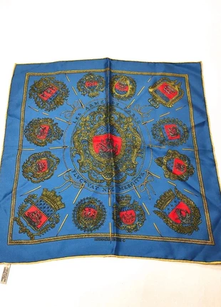 Hermès "Les Armes de Paris" Gavroche 45 Silk Scarf, merk: Hermès, staat: Heel goed, € 225,00, € 236,95 inclusief Kopersbescherming