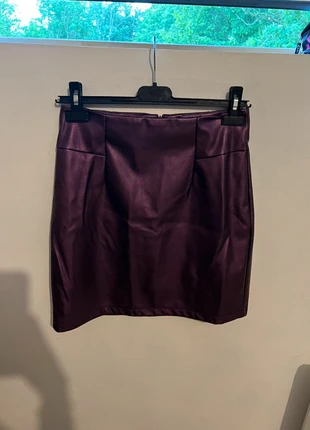 Jupe violette similicuir, marke: Cache Cache, zustand: Neu, größe: S / 36 / 8, 5,00 €, 5,95 € inklusive Vinted-Käuferschutz