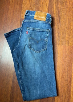 Jean Lévis 512/Bleu/ W29 L34 FR 38, brand: Levi's, condizioni: Ottime, taglia: IT 38 | W29, €20.00, €21.70 include la Protezione acquisti
