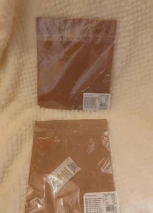 Lots de 2 carré 15×18×0,1cm de cuir de buffle 🐃, marque: Amazon, état: Neuf avec étiquette, 10,00 €, 11,20 € Protection acheteurs incluse