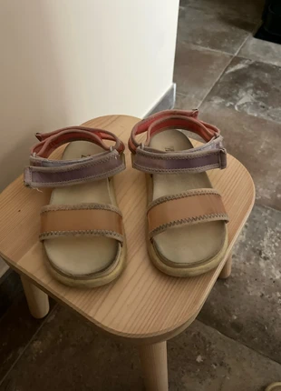 Sandales Zara Transparentes – Taille 28, marke: Zara, zustand: Sehr gut, größe: 28, 5,00 €, 5,95 € inklusive Vinted-Käuferschutz