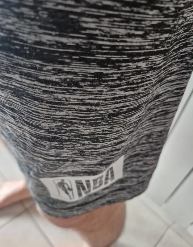 Short NBA gris taille M - photo numéro 3