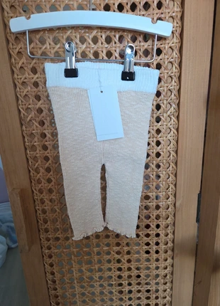 Broekje Petal Lillemoon 3-6mnd, merk: lillemoon, staat: Nieuw met prijskaartje, maat: 1-3 maanden / 56 cm, € 23,00, € 24,85 inclusief Kopersbescherming