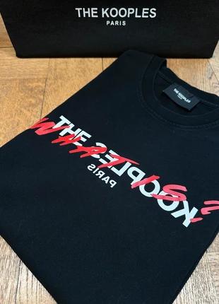 T-shirt The Kooples "what is" Noir/rouge I S I NSR807, marke: The Kooples, zustand: Sehr gut, größe: S, 48,80 €, 51,94 € beinhaltet Vinted-Käuferschutz Pro