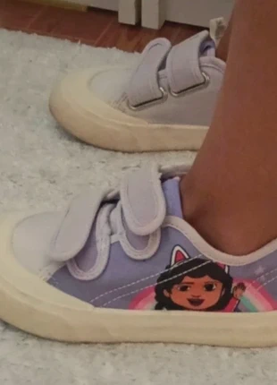 Sapatilhas gabby - 30, marca: Gabby's Dollhouse, estado: Muito bom, tamanho: 30, €5.00, €5.95 inclui Proteção do Comprador