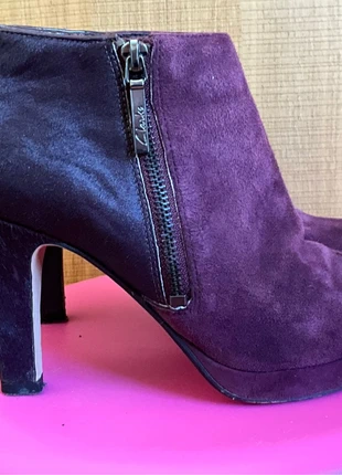 Paarse laarjes van Clarks., marca: Clarks, estado: Muito bom, tamanho: 38, €15.00, €16.45 inclui Proteção do Comprador