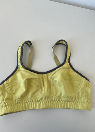 Top palestra giallo BPC 75C -, marca: BPC, estado: Muy bueno, tamaño: 90C, 4,00 €, 4,90 € Protección al comprador incluida