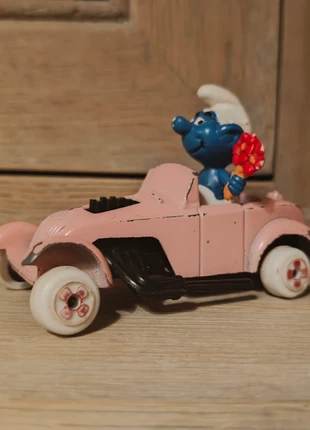 Zeldzame smurf in roze auto, merk: The Smurfs, staat: Goed, maat: Prematuur, tot 44 cm, € 15,00, € 16,45 inclusief Kopersbescherming