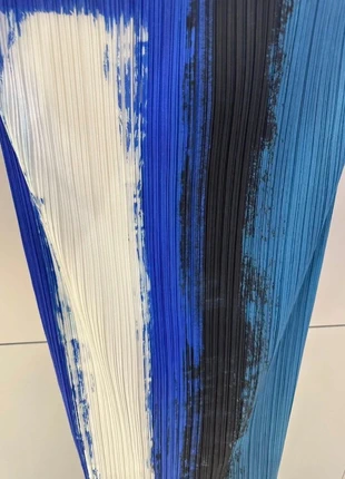 Issey Miyake Pliss Rok, merk: Pleats Please Issey Miyake, staat: Nieuw zonder prijskaartje, maat: M / 38 / 10, € 189,00, € 199,15 inclusief Kopersbescherming