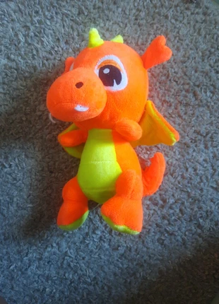 Peluche dragon, zustand: Sehr gut, größe: 6-9 Monate / 68, 2,00 €, 2,80 € inklusive Vinted-Käuferschutz