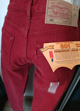 Levis 501 vintage burdeos, marca: Levi's, estado: Novo com etiquetas, tamanho: S / 36 / 8, €45.00, €47.95 inclui Proteção do Comprador