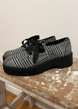 Scarpe Stringate con Plateau - Taglia 37 - Stile Punk/Grunge, brand: Catwalk, condizioni: Ottime, taglia: 37, €8.00, €9.10 include la Protezione acquisti