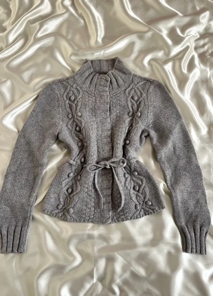 Cardigan en maille knitted col montant à nouer en laine angora - y2k 2000s, brand: Top Vintage, condizioni: Ottime, taglia: S / IT 40 / EU 36, €22.00, €23.80 include la Protezione acquisti Pro