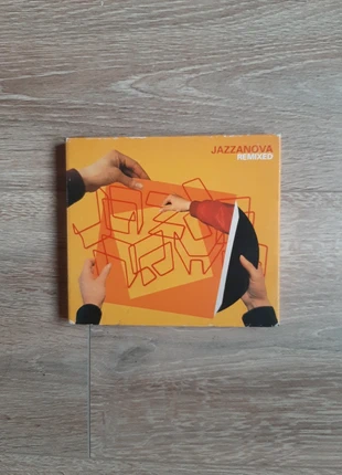 Jazzanova CD, état: Très bon état, 6,00 €, 7,00 € Protection acheteurs incluse