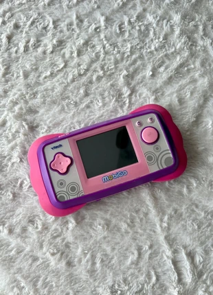 Console mobigo, merk: MobiGo, staat: Goed, maat: 3 jaar / 98 cm, € 7,00, € 8,05 inclusief Kopersbescherming