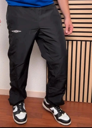 Umbro jogging Vintage  homme noir taille S bon état, brand: Umbro, condition: Good, size: S, €5.00, €5.95 includes Buyer Protection Pro