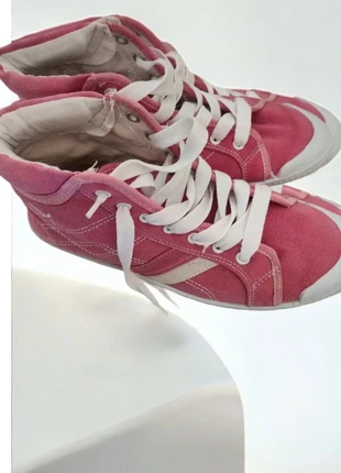 Pink Casual Canvas Sneakers · Size 40 Fits True · Light Wear 🩷, marca: DEMAX, estado: Bom, tamanho: 40, €4.00, €4.90 inclui Proteção do Comprador