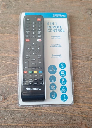 8 in 1 remote control, merk: Grundig, staat: Nieuw zonder prijskaartje, € 2,00, € 2,80 inclusief Kopersbescherming