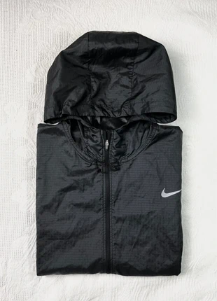 Veste coupe-vent imperméable Nike running Taille XL homme, brand: Nike, condition: Very good, size: XL, €40.00, €42.70 includes Buyer Protection
