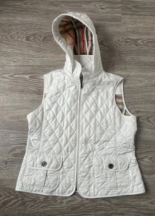 Veste matelassée sans manche blanche Burberry taille XL, brand: Burberry, condition: Very good, size: XL / 42 / 14, €125.00, €131.95 includes Buyer Protection